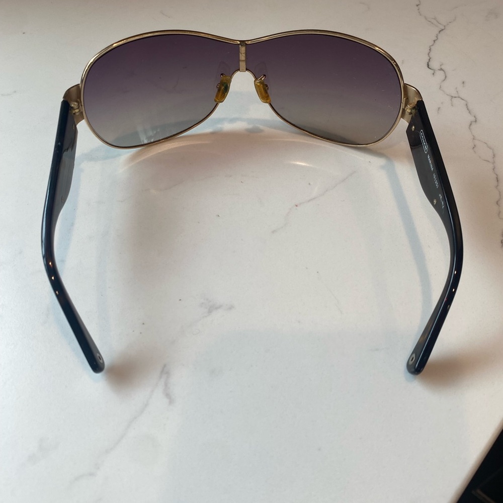 Coach Sunglasses - Picture 3 of 6